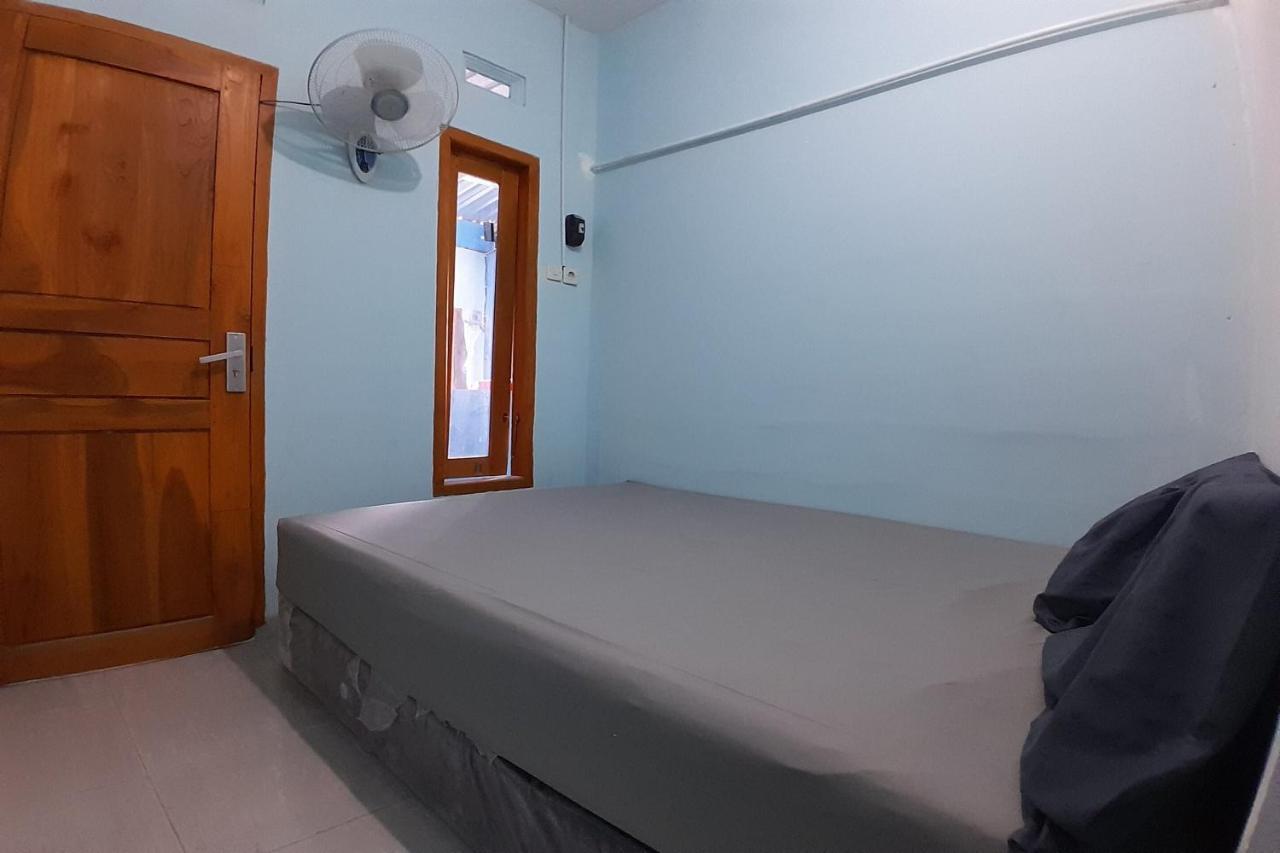 Spot On 93410 Wisma Bintang Jepara Exterior foto