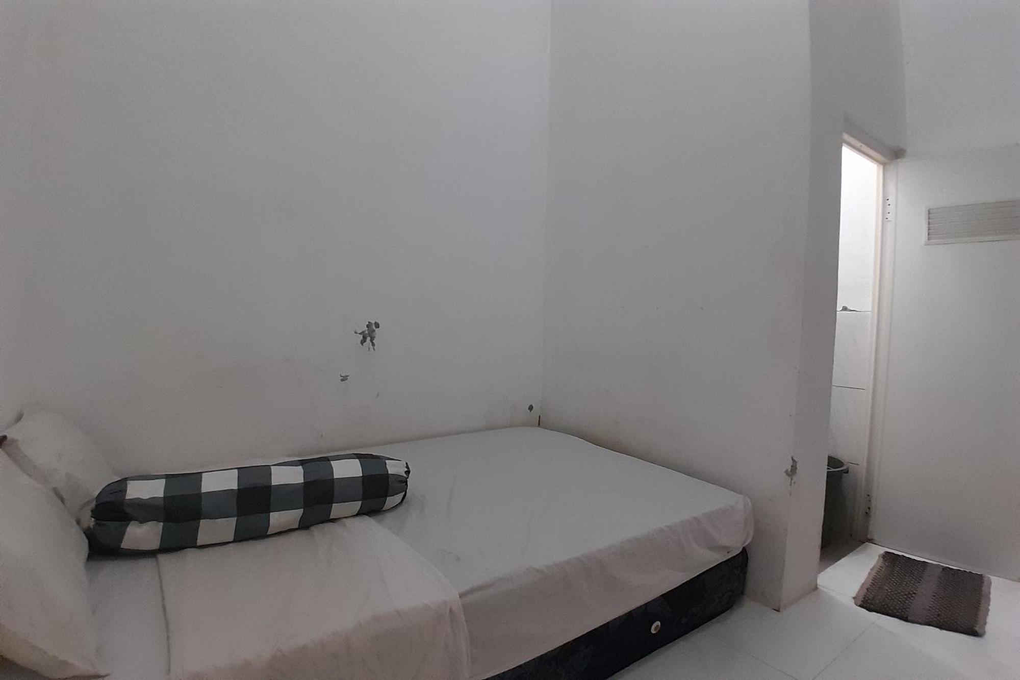 Spot On 93410 Wisma Bintang Jepara Exterior foto